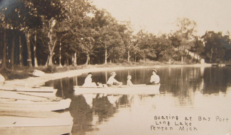 Bay Port Resort (Fenton Yacht Club) - Vintage Postcard